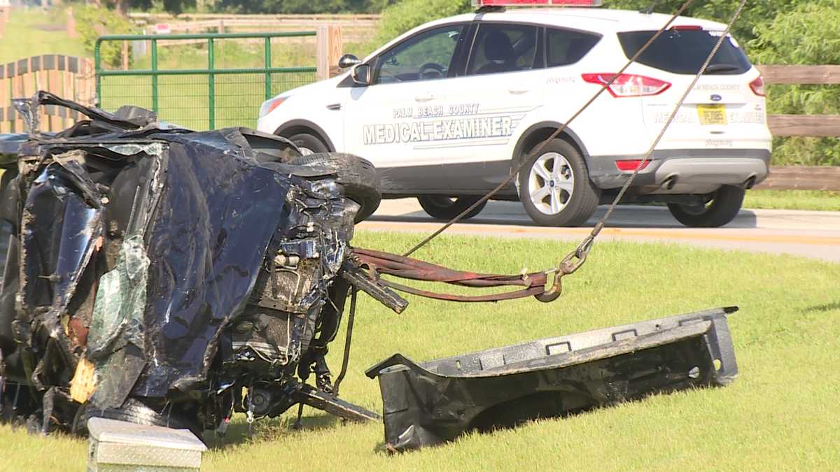 One person killed in canal crash in Wellington