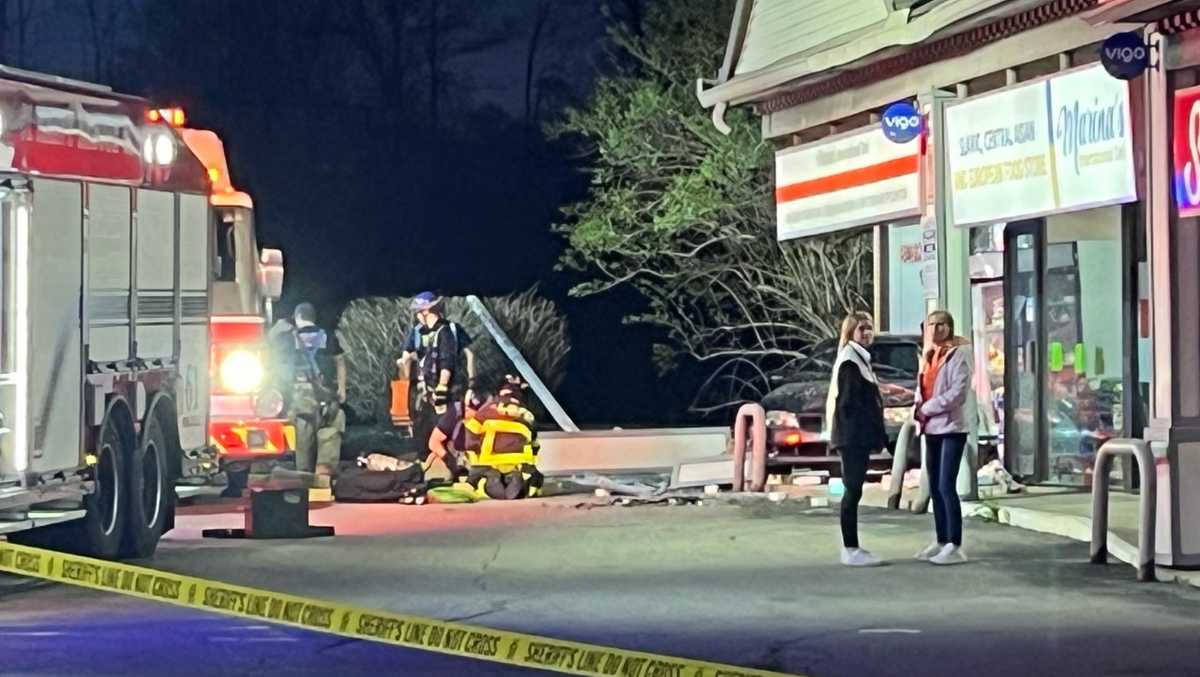 Police: 1 injured after car crashes into multiple vehicles, Marina's Deli
