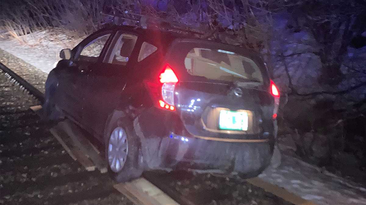 Vermont woman faces DUI charge, car found on railroad tracks