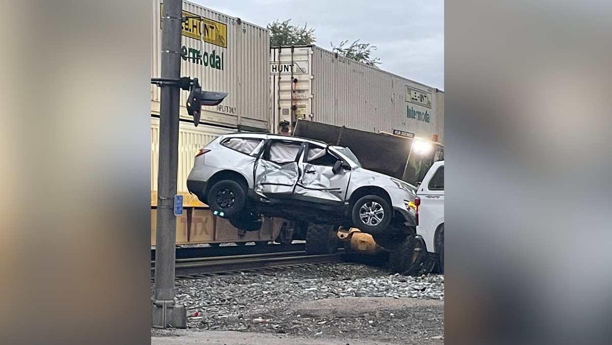 CFD 4 injured, including child, after car hit by train in Carthage
