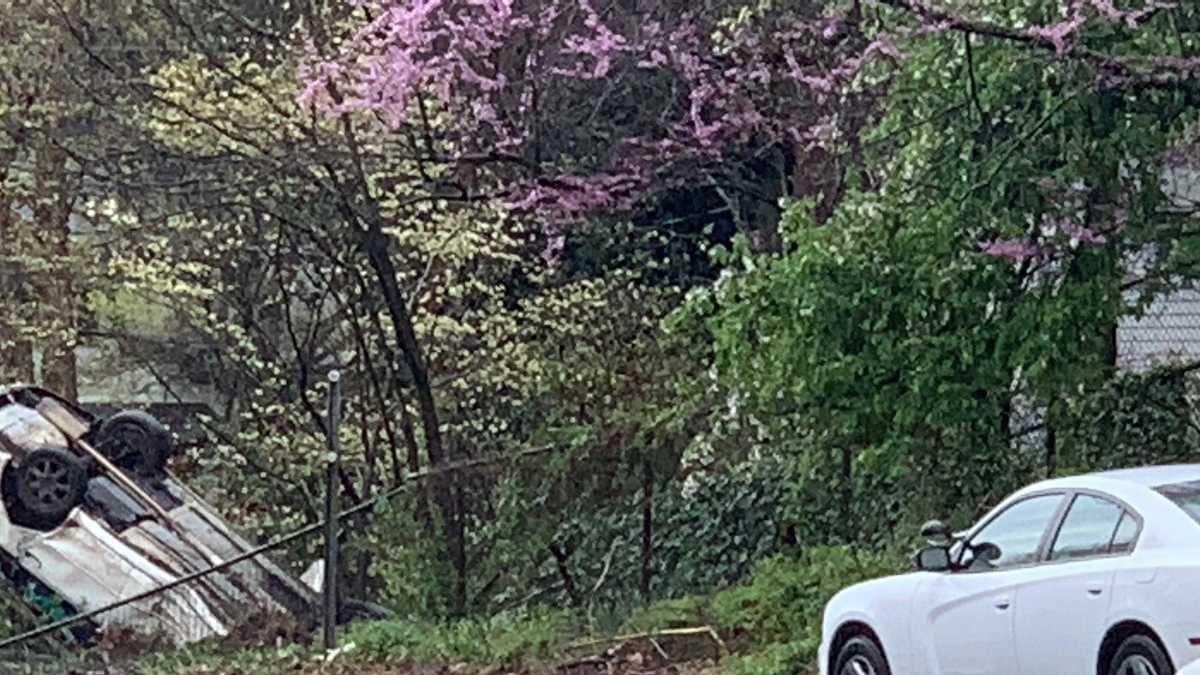 WinstonSalem woman seriously injured in Silas Creek Parkway crash
