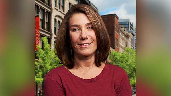 Businesswoman Carla Dearing enters Louisville's mayoral race - Vimarsana News
