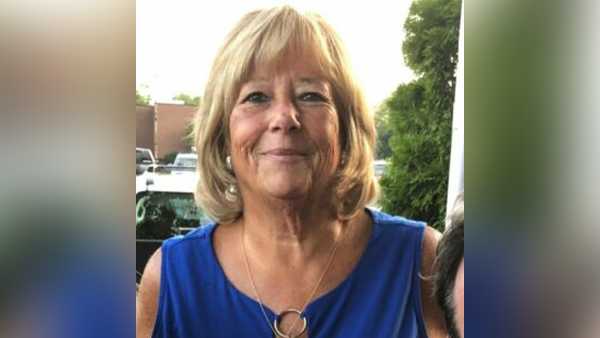 Carol Pike elected as Jeffersontown's first new mayor in 12 years