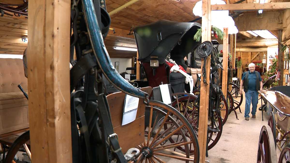 NH Chronicle: Carriage Towne