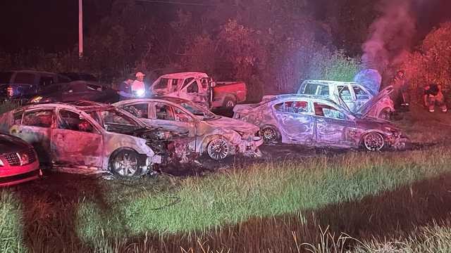 Cars burn at Jackson car lot - Vimarsana News