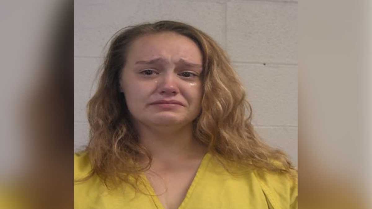 Woman arrested, charged in hitandrun death of Shelbyville Police officer