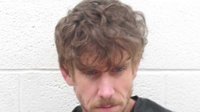North Carolina: Wanted man found under trapped door - Vimarsana News