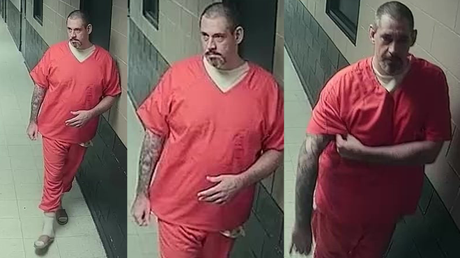 New jail photos of escaped Alabama capital murder suspect Casey White