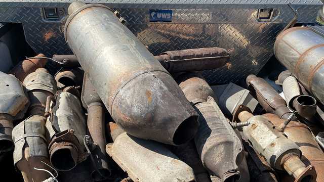 Three arrested after investigators recover 125 stolen catalytic converters - Vimarsana News