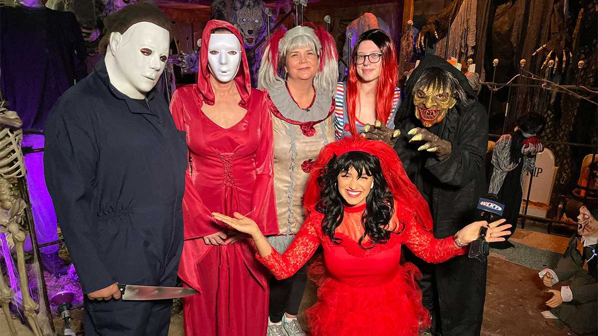 Caufield's Novelty is prepared for last minute Halloween costume shopping Caufield's Novelty is prepared for last minute Halloween costume shopping