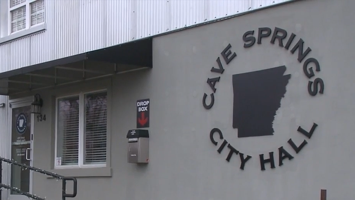 Cave Springs, Arkansas baby killed by husky