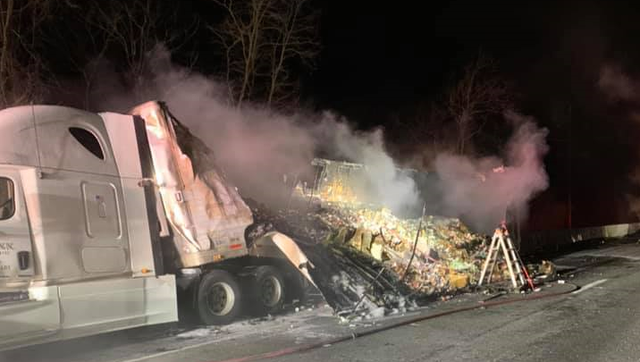Crash involving 2 tractor-trailers closes I-81 for hours - Vimarsana News