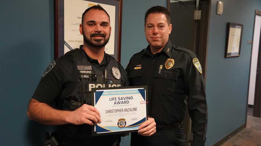 officer chris anzalone with ccpd chief sizemore