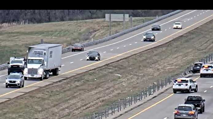All lanes reopen on east I-275 following crash in Petersburg
