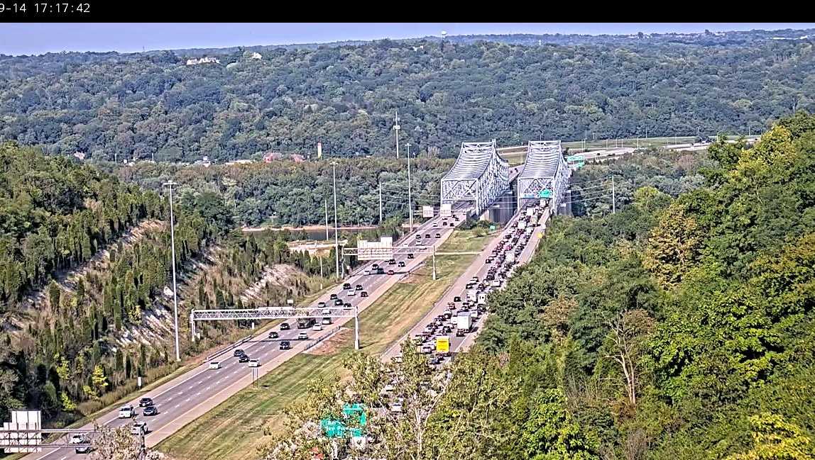 A Multi Vehicle Crash Is Congesting Traffic Along The Combs Hehl Bridge