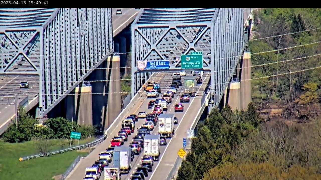 Crash cleared on I-275 at the Combs Hehl Bridge