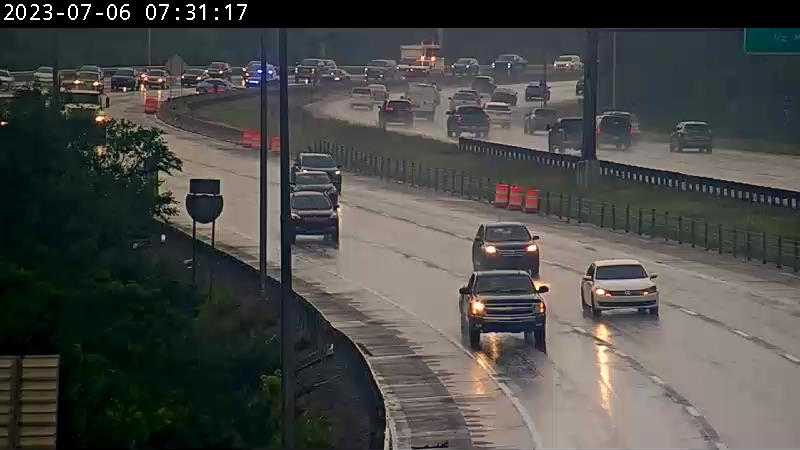 Crash blocking lanes on I-275 in Crestview Hills