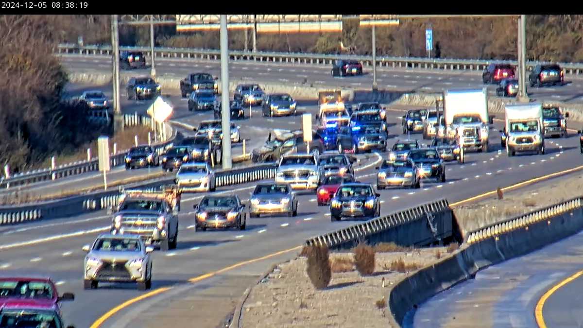 Lane reopens on I-275 following crash in Crestview Hills
