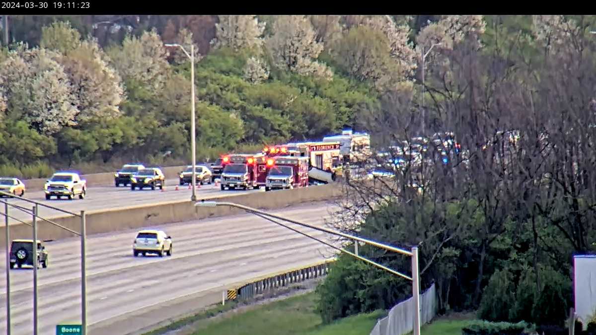 All lanes open on I-71/75 following crash in Erlanger