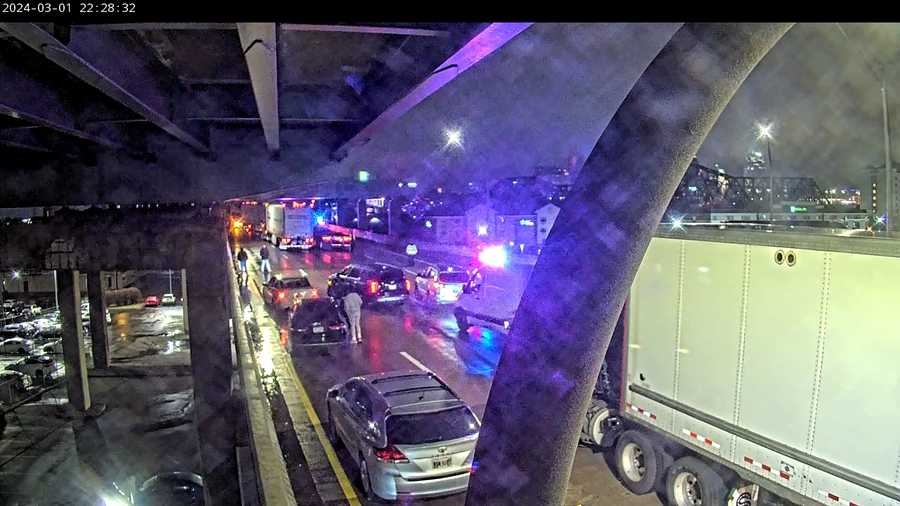 All lanes reopened on Brent Spence Bridge following crash