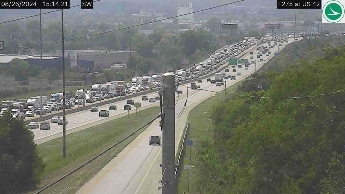 Accident with injuries causes major traffic jam on I-275 near Sharonville