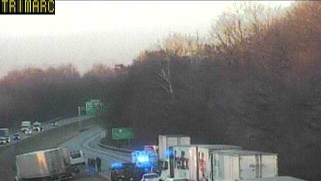 All lanes reopen on SB I-71 at 11 mm following crash