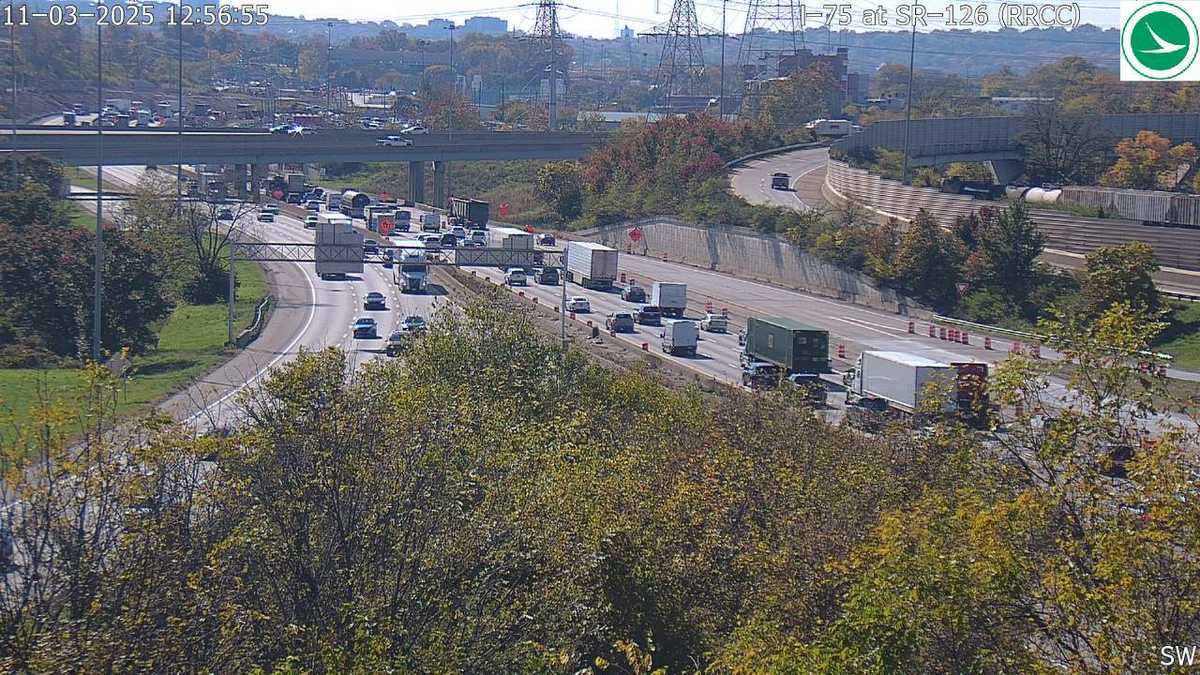 Ronald Reagan Highway shut down following crash involving semi in Kenwood