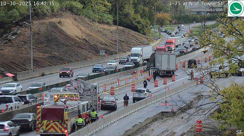 Lanes reopen after crash involving semi on I-75 by Norwood Lateral