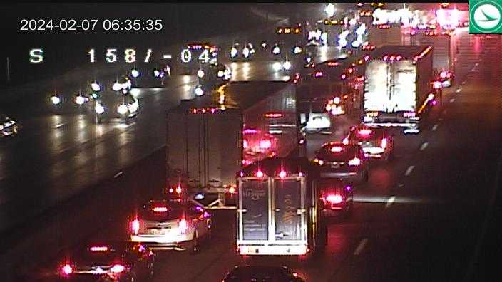 All lanes clear after earlier crash closed south I-75