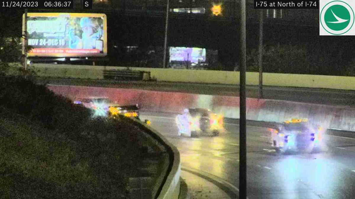 All lanes open after crash on I-75 cleared