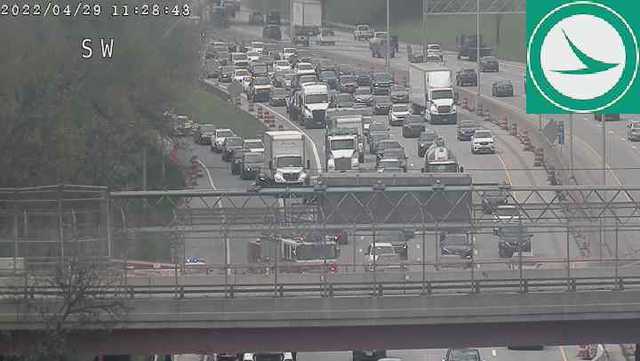 Crash blocks lane, slows traffic along NB I-71 near Norwood - Vimarsana News