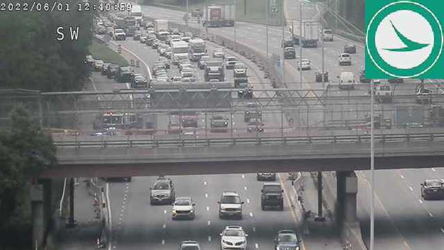 Crash blocks right lane onto N I-71 near Edmondson Road - Vimarsana News