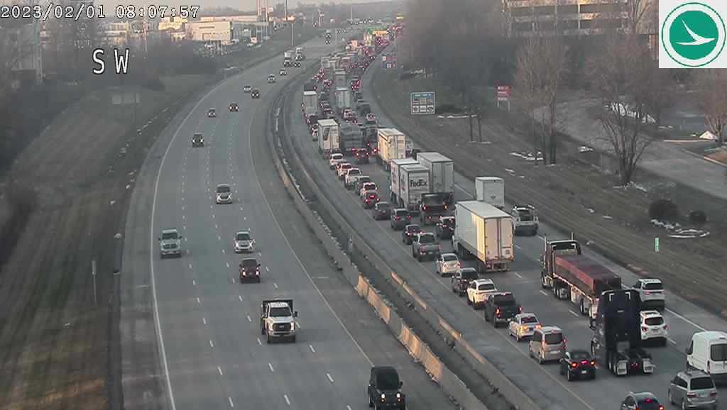 Multiple lanes are blocked on I-71 in Mason due to a crash