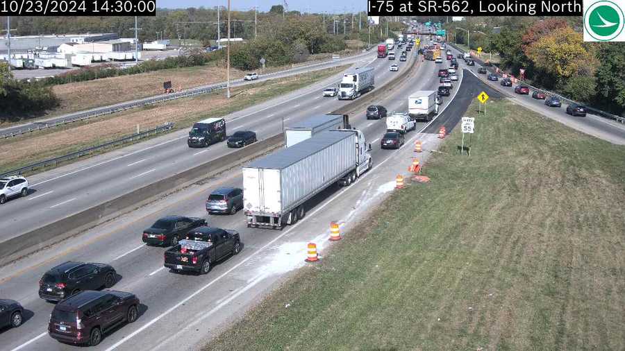 Lanes reopen on I-75 following earlier crash in Bond Hill