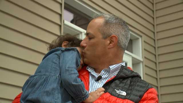 'I never expected I would touch my gun': Dad pulls gun to protect family in Nebraska mall shooting - Vimarsana News