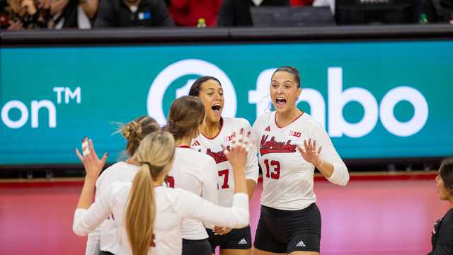 No. 1 Nebraska sweeps Rutgers for second perfect game in a week - Vimarsana News