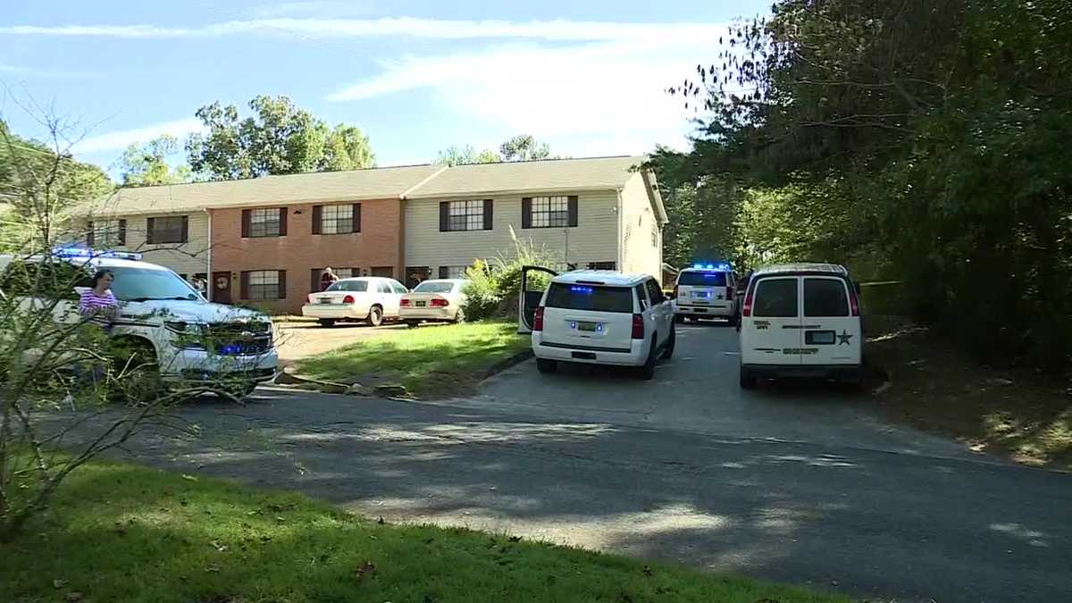 Shooting near Center Point apartments leaves one man dead, another in ...