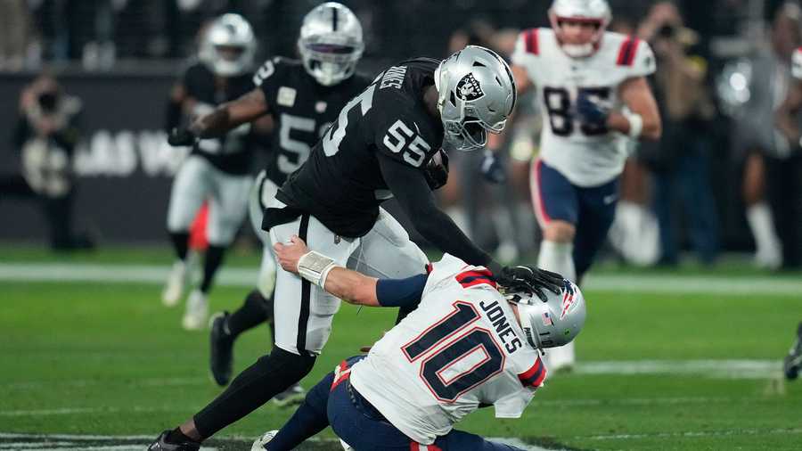 Pats lose as unnecessary lateral on final play ends in Raiders TD