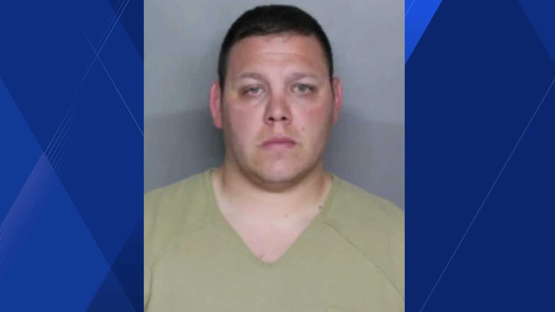 Former Charlotte County deputy pleads guilty to exchanging inappropriate messages, photos with minor