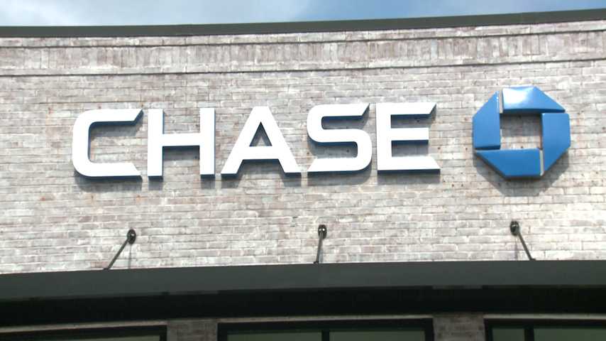 One person arrested following a bank robbery in Jackson