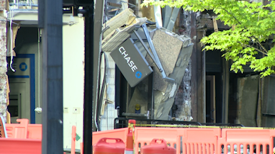 Youngstown residents navigate displacement after deadly explosion - Vimarsana News