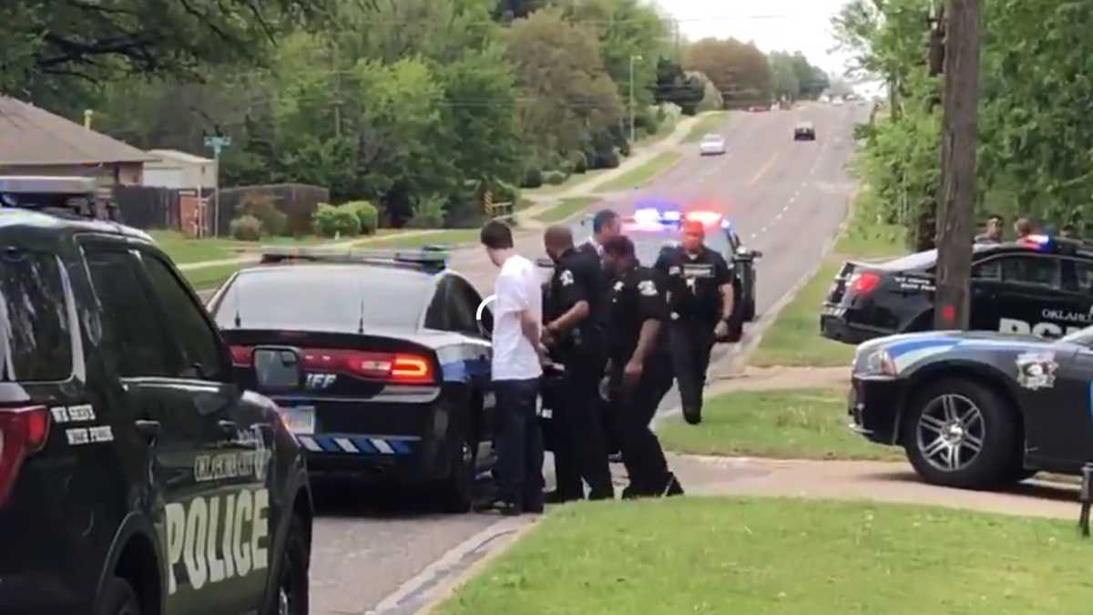 One person in custody after chase, manhunt in northwest OKC