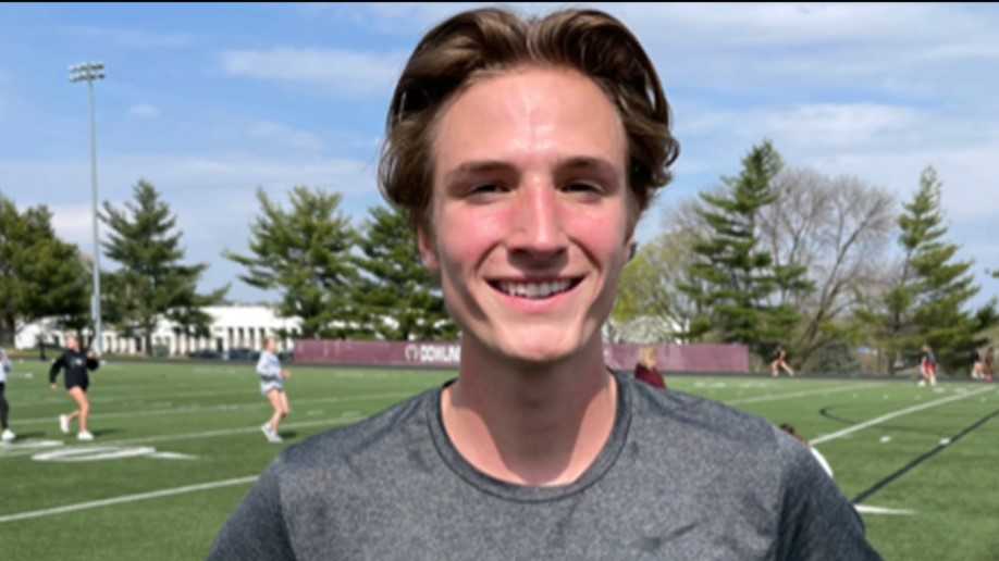 Dowling Catholic senior eyes 4minute mile at Drake Relays