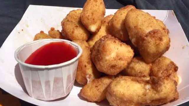 Love cheese curds? Get the free Milwaukee Cheese Curd Pass - Vimarsana News