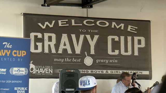 Chefs compete for the best biscuits and gravy recipe - Vimarsana News