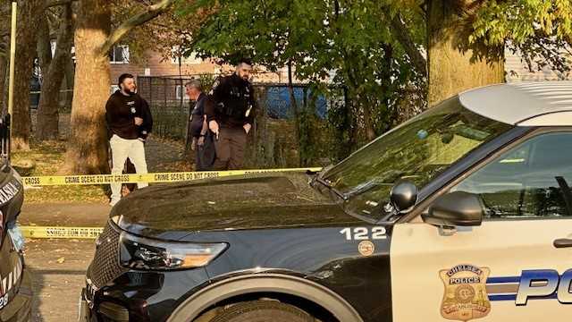 Man found dead in Chelsea park