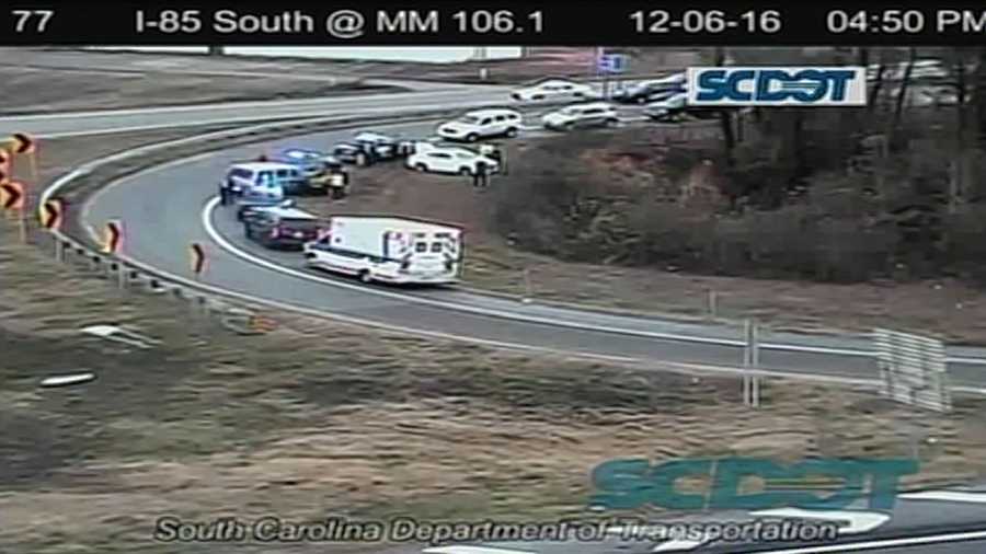 Attempted traffic stop leads to chase, fugitive arrest, deputies say