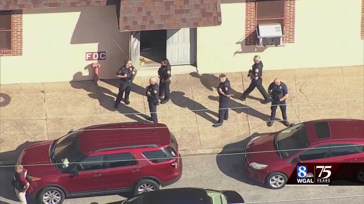 Disgruntled worker kills 2, wounds 3 at linen company near Philly