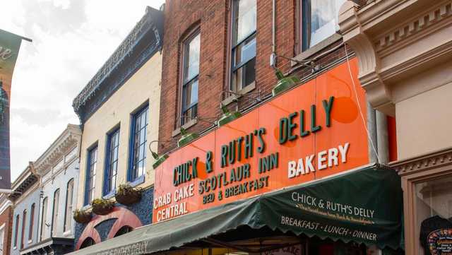 Chick and Ruth's Delly is not moving from Annapolis to Ocean City - Vimarsana News