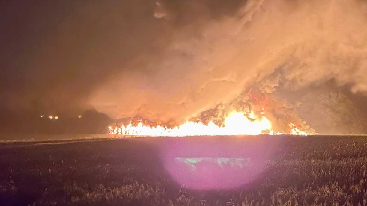 Chicken house destroyed by fire - Vimarsana News